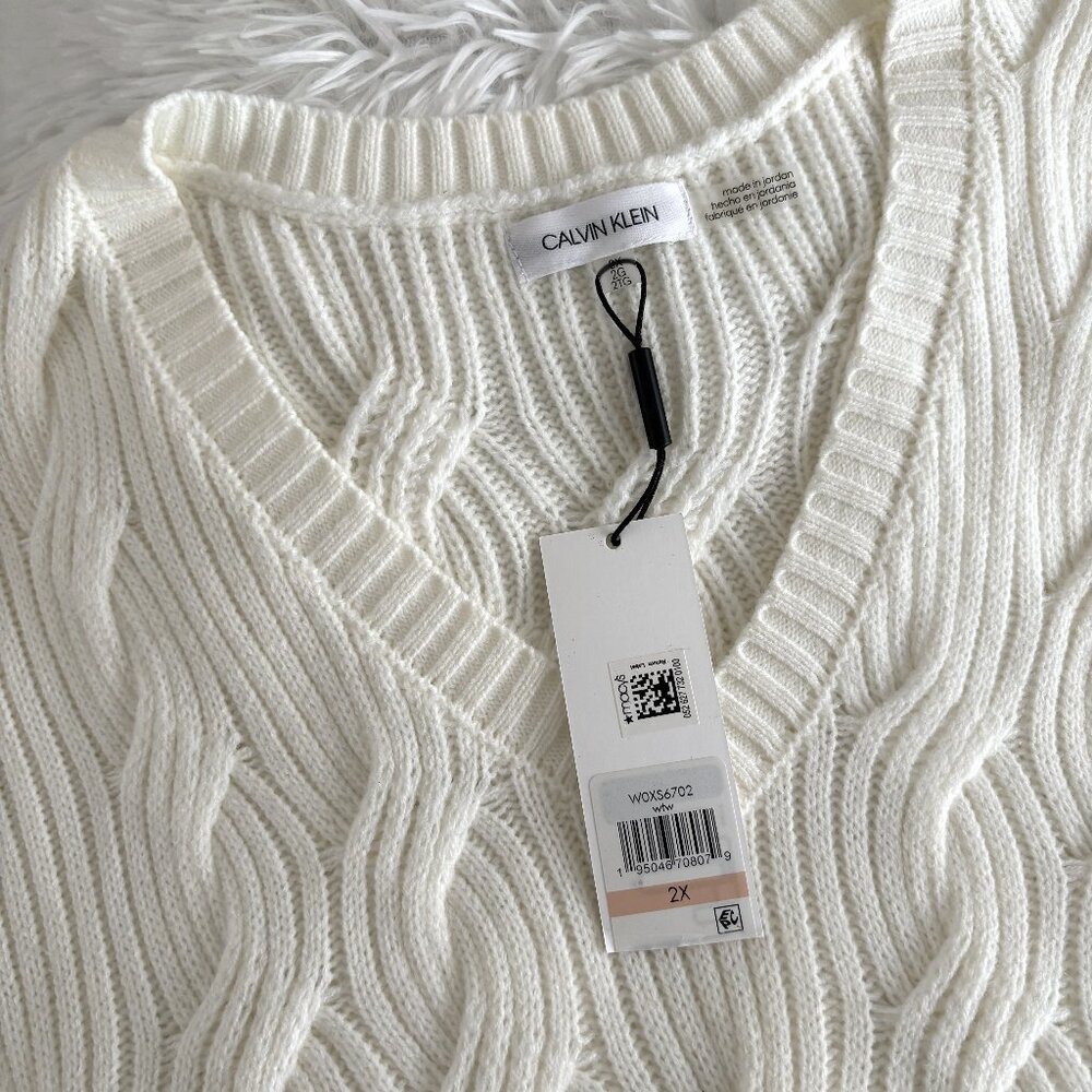 CALVIN KLEIN Chain Switch Off White V-neck Sweater, NWT, 2X $68